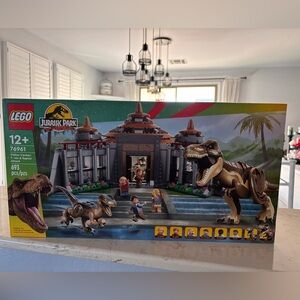 New LEGO 76961 Jurassic Park Anniversary Visitor T Rex Raptor Attack Sealed